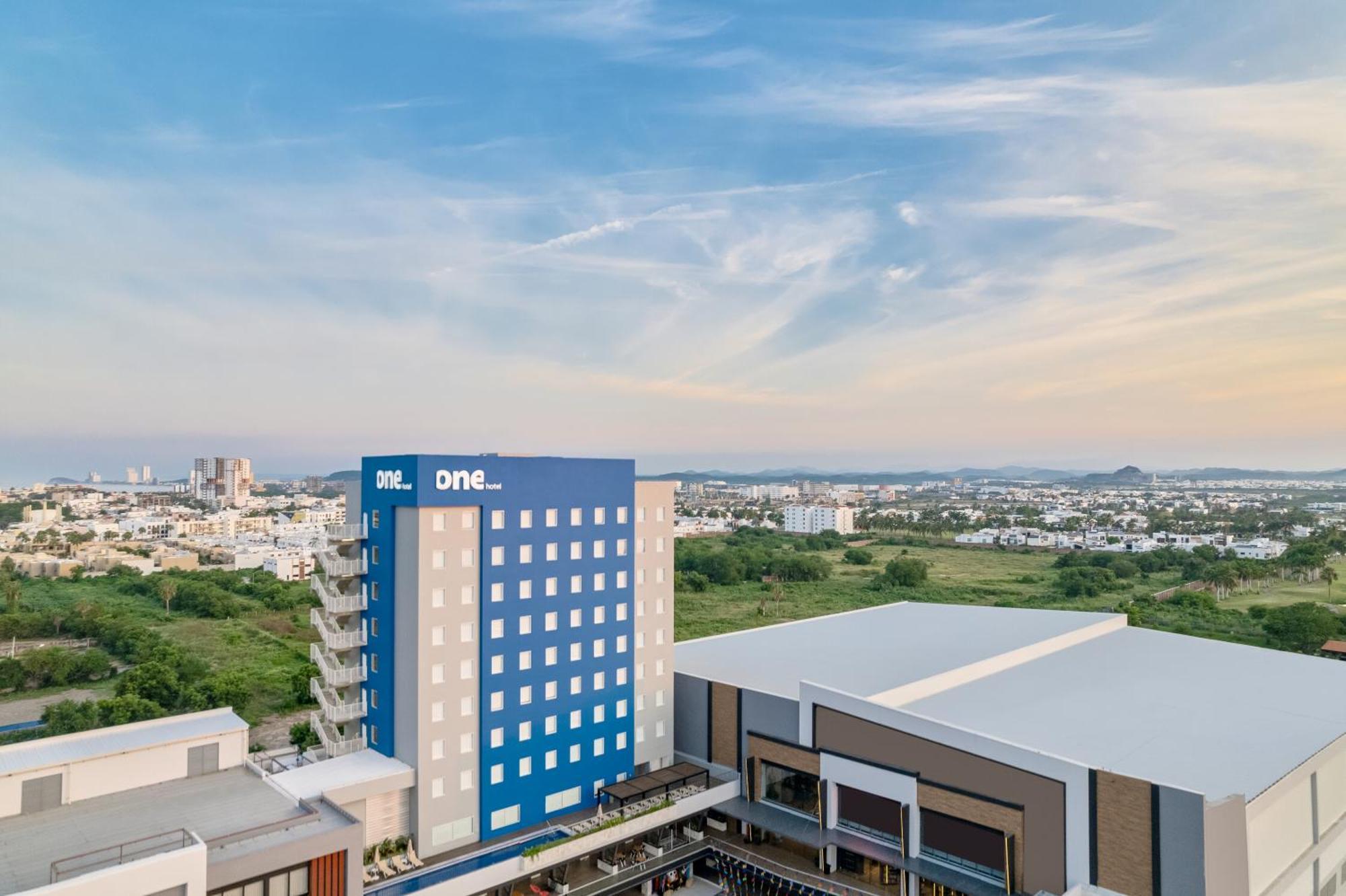 One Mazatlan Hotel Exterior photo
